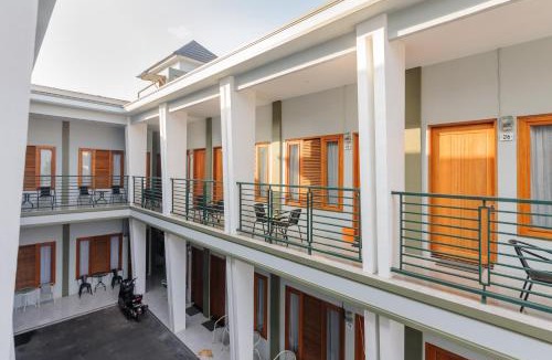 Pematangsiantar Hotel | Urbanview Hotel Brodam's Pematang Siantar by RedDoorz