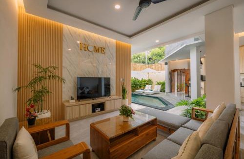 Berawa Villa | NEW! Villa Frost, Berawa - 3 Bedroom Pool Villa near Finns!
