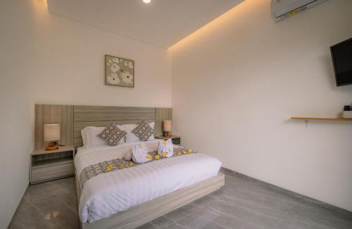 Berawa Villa | NEW! Villa Frost, Berawa - 3 Bedroom Pool Villa near Finns!
