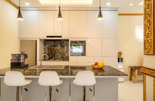 Ungasan Villa | Swarna Mandapa - Private Residence - for 2-8 guests- Uluwatu