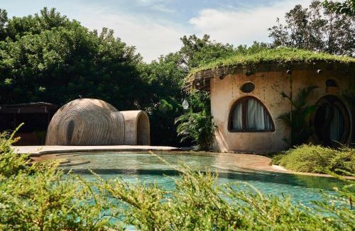 Beraban Resort | Nuanu Suites & Accommodations