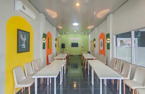 Purwokerto Hotel | RedDoorz Syariah at Oemah 85 Purwokerto