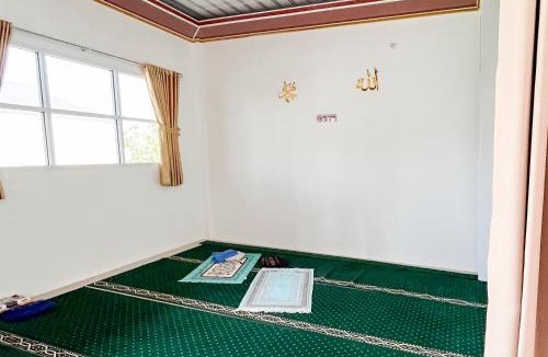 Murungpudak Hotel | RedDoorz Syariah at Humaira Stay Tabalong