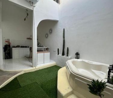 Malang Villa | Castello White House