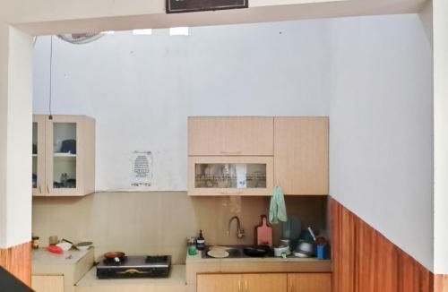 Patrang Hotel | De Zity Homestay RedPartner near Alun Alun Jember