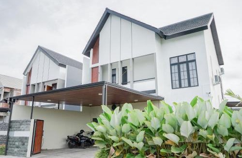 Sleman Villa | Villa Asana Kolam Renang Private