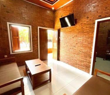 Mlonggo Villa | Kampoeng Sekuro