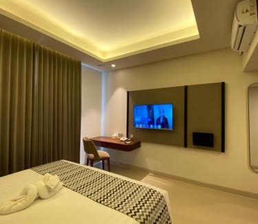 Blora Hotel | Azana Garden Hill Resort Blora
