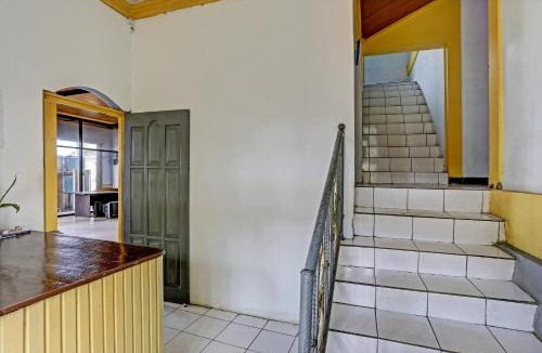 Kotabangun Hotel | Hotel O Penginapan Aina Syariah