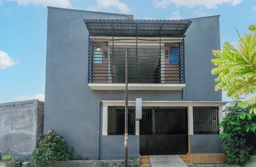 Kediri Hotel | SPOT ON 93966 Dhiya Guest House Syariah