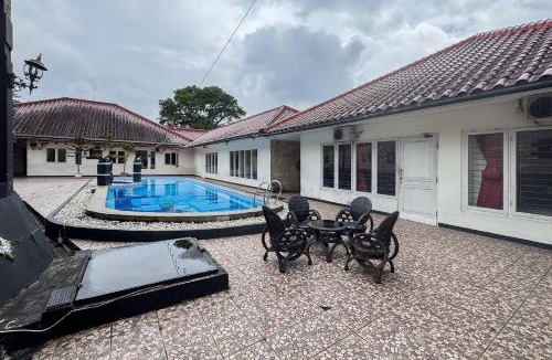 Megamendung Hotel | RedDoorz at RCK Megamendung Puncak