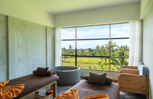 Pejeng Hotel | Emana Akatara