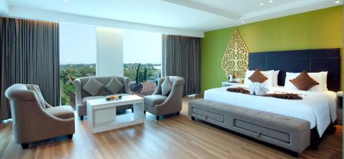 Depok Hotel | Platinum Adisucipto Hotel & Conference Center