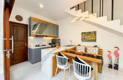 Denpasar Barat Villa | De Amelia Villa Seminyak by Nagisa Bali