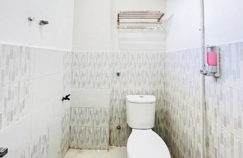 Rantauprapat Hotel | RedDoorz Syariah at Wisma Kampung Baru Rantauprapat