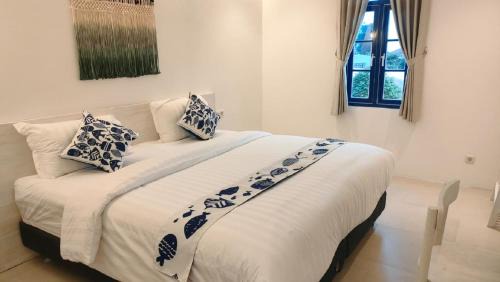 Babakan Ciamis House | Little Mykonos