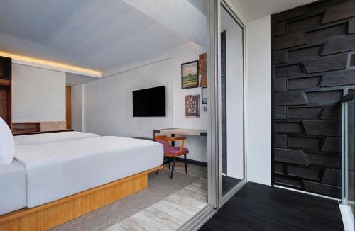 Batubelig Hotel | Aloft by Marriott Bali Seminyak
