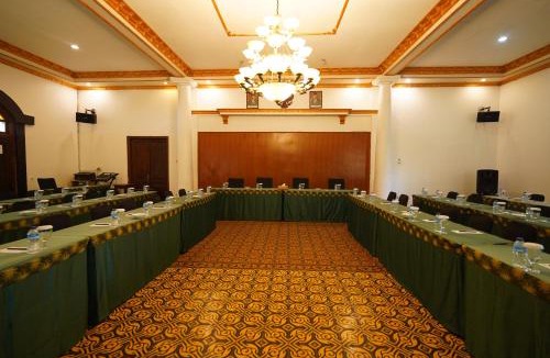Salatiga Hotel | Horison Resort Tlogo Semarang