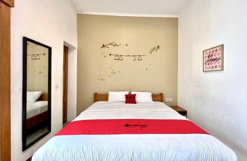 Cepu Hotel | RedDoorz At Mystays Pemuda Cepu Blora