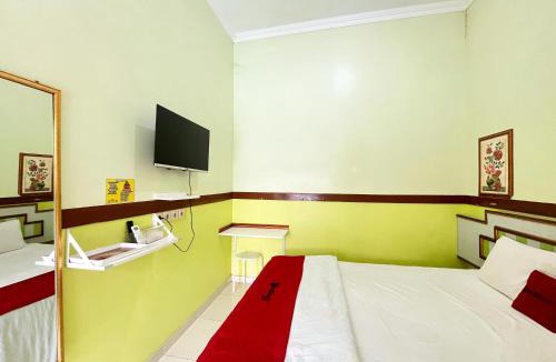 Kediri Hotel | RedDoorz at Damar Mas Gunung Kelud Kediri