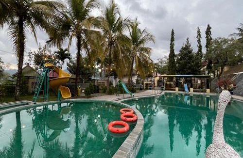 Mulyosari Hotel | Wonorejo Hotel Mitra RedDoorz