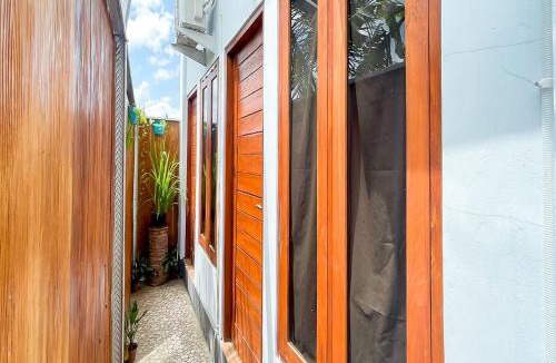 Blahbatuh Hotel | Winy House