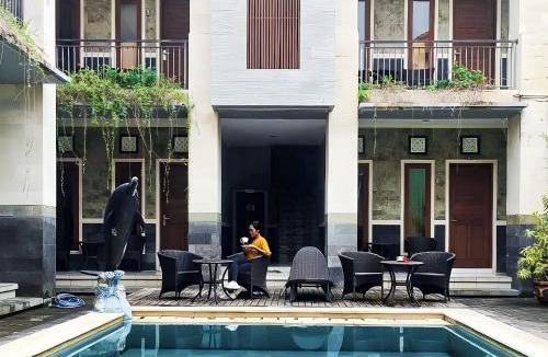 Downtown Kuta House | Santhi Graha Guest House