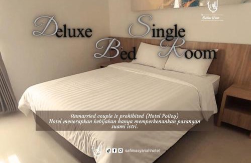 Gunung Putri Hotel | The Safiina Point Syariah Hotel