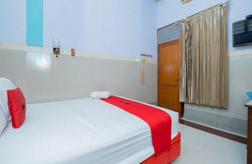 Bojonegoro House | RedDoorz Syariah near Alun-Alun Bojonegoro