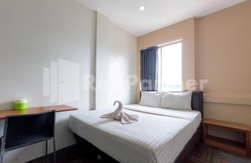 Mangga Besar Hotel | Ichiza Room RedPartner