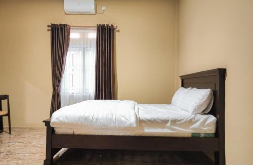 Jambi Hotel | RedDoorz Syariah near Telanaipura Jambi