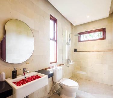 Ubud City-Centre Hotel | Ubud Shanti Rice Field House By Supala