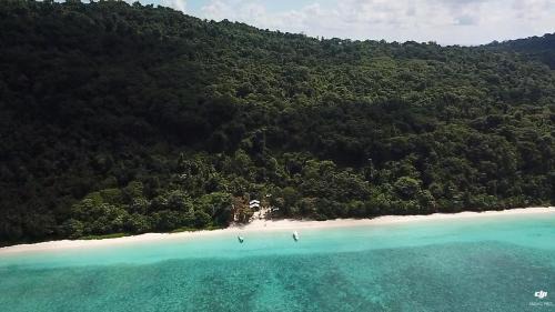 Selayar Islands Hotel | SELAYAR TURTLE BAY