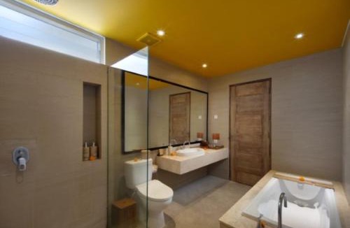 Kerobokan Villa | La Mira Villa Seminyak by Ini Vie Hospitality
