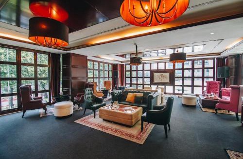 Kuningan Hotel | JS Luwansa Hotel & Convention Center