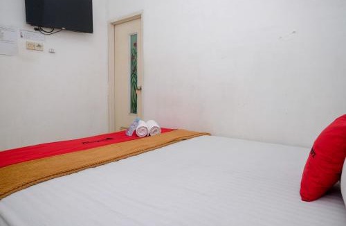 Manado House | RedDoorz near Politeknik Manado