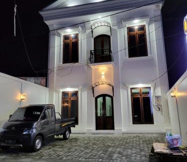 Ternate House | MEIZAR HOMESTAY