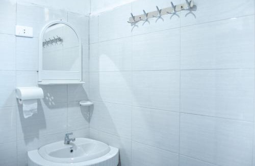 Bawomataluo House | Yuni Surf House