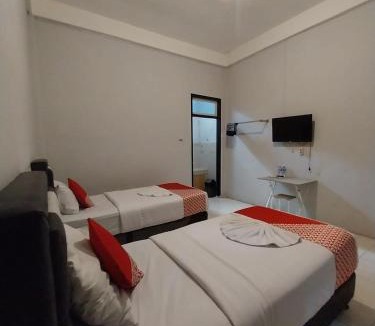 Bukittinggi Hotel | Dnaiko Syariah Hotel