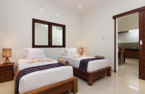 Amed Villa | Villa Adi