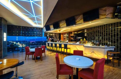 Magelang Hotel | Grand Artos Hotel & Convention
