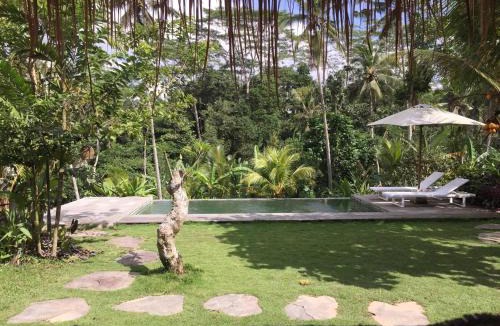 Petak Villa | Uma Mupu