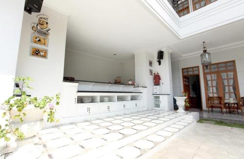 Malabar House | de' Halimun Guest House