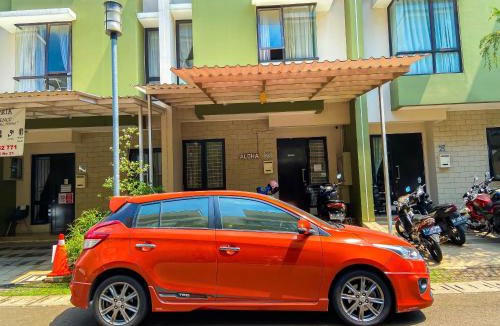 Pagedangan House | Aloha Guest House - 1 Male Only