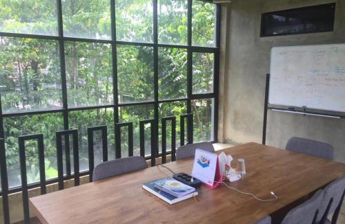 Bandung Villa | Villa 2 Lt 500M2 Di Perkotaan Margahayu Bandung