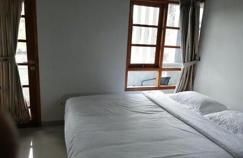 Depok Hotel | Tiray Homestay Syariah Yogyakarta Mitra RedDoorz