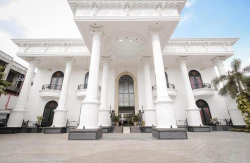Prawirotaman Hotel | The Grand Palace Hotel Yogyakarta