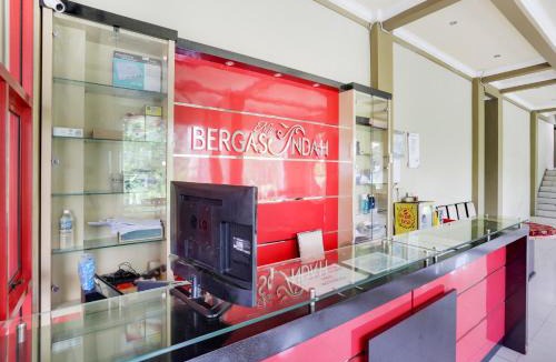 Bandungan Hotel | Urbanview Hotel Bergas Indah Bandungan by RedDoorz