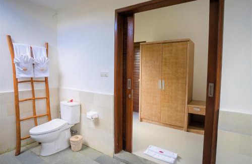 Kenderan Villa | Three Gold Luxury Private Villas