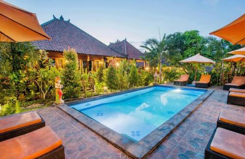 Mushroom Bay Hotel | Dinatah Lembongan Villas